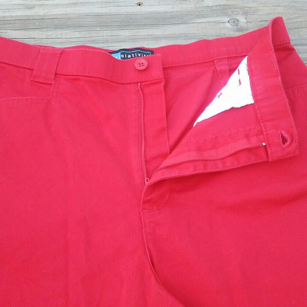 Relativity red crop capris - Picture 3 of 7